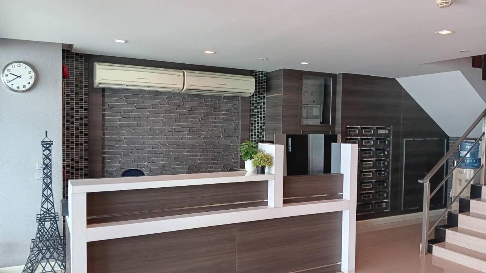 J Residence Thonglor 8 Bangkok Luaran gambar