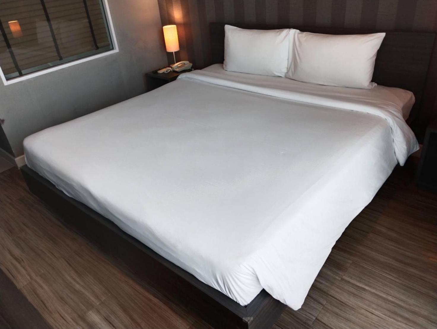 J Residence Thonglor 8 Bangkok Luaran gambar